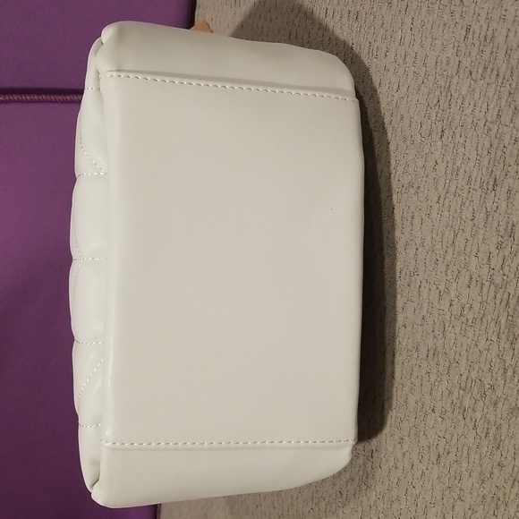 Steve Madden Shoulder Bag - Picture 7 of 16